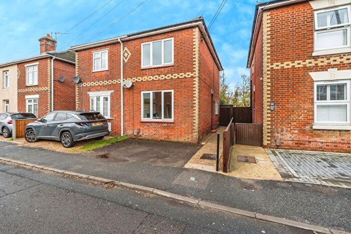 3 Bedroom Semi Detached House For Sale In Rose Road, Totton, Southampton, Hampshire, SO40