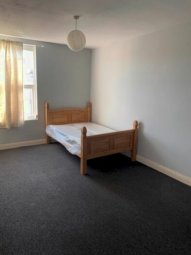 3 Bedroom Flat To Rent In Stapleton Road, Eastville, Bristol BS5