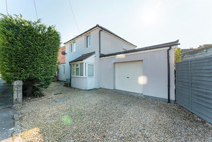 3 Bedroom Detached House For Sale In Martindale Road, Milton - Ideal For Commuters, BS22