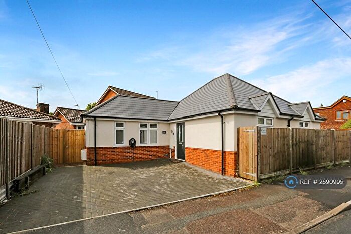 2 Bedroom Bungalow To Rent In Ashley Lane, New Milton, BH25