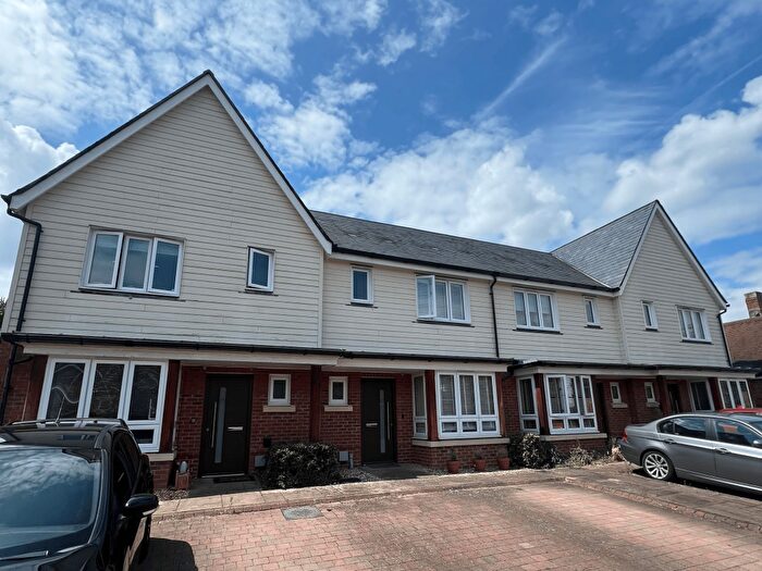3 Bedroom Terraced House For Sale In Pennyroyal, Fleet, GU51