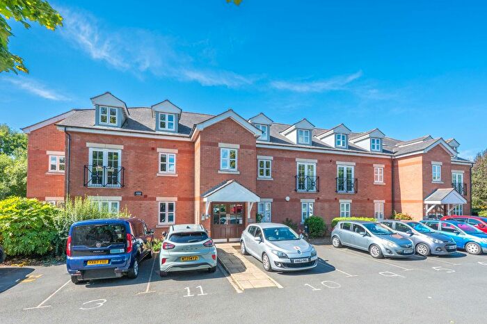 2 Bedroom Flat For Sale In Linen Street, Knights Court Linen Street, CV34