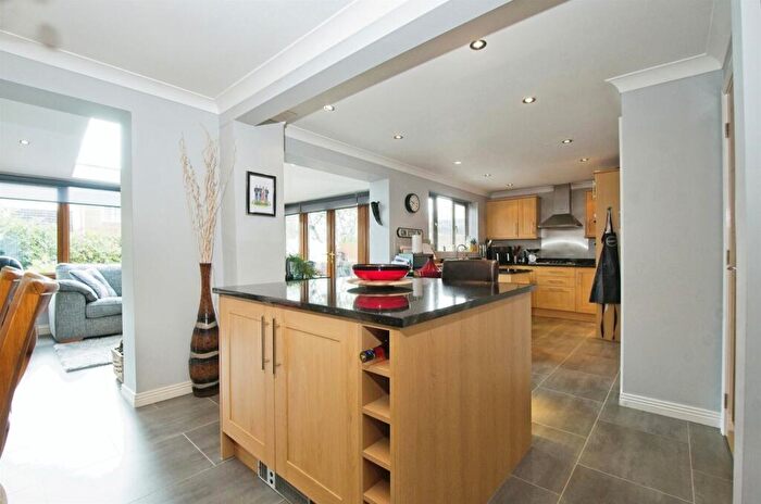 4 Bedroom Detached House For Sale In Bryn Melys, Bridgend, CF31