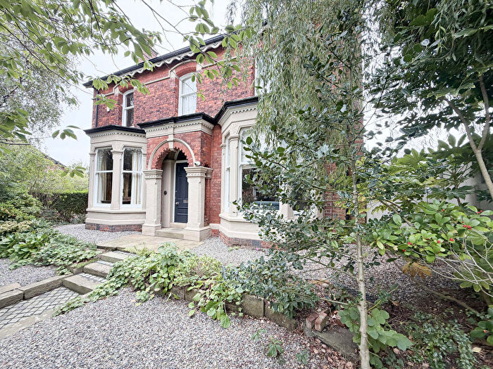 3 Bedroom Detached House For Sale In Breck Road, Poulton-Le-Fylde, FY6