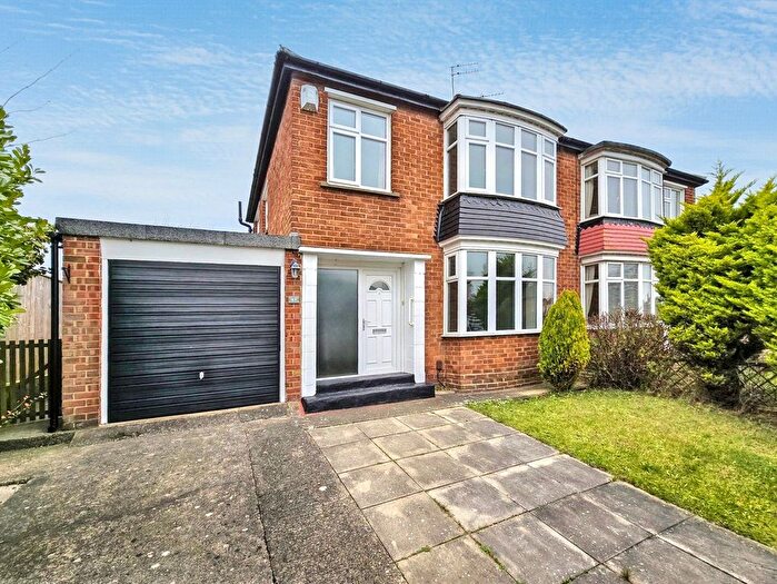 3 Bedroom Semi-Detached House To Rent In Lealholme Grove, Stockton-On-Tees, TS19
