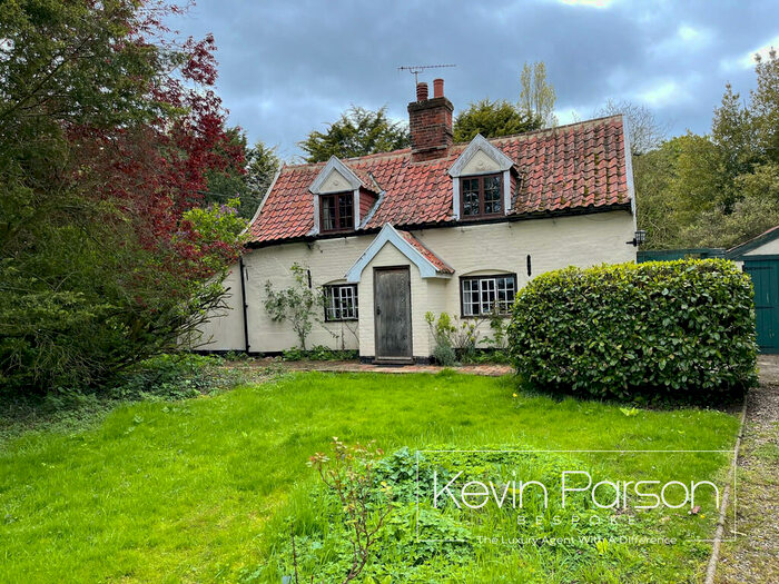 3 Bedroom Cottage For Sale In Linstead Road, Huntingfield, Halesworth, IP19