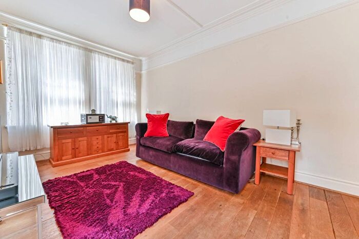 1 Bedroom Flat To Rent In Longford Street, Regent's Park, London, NW1