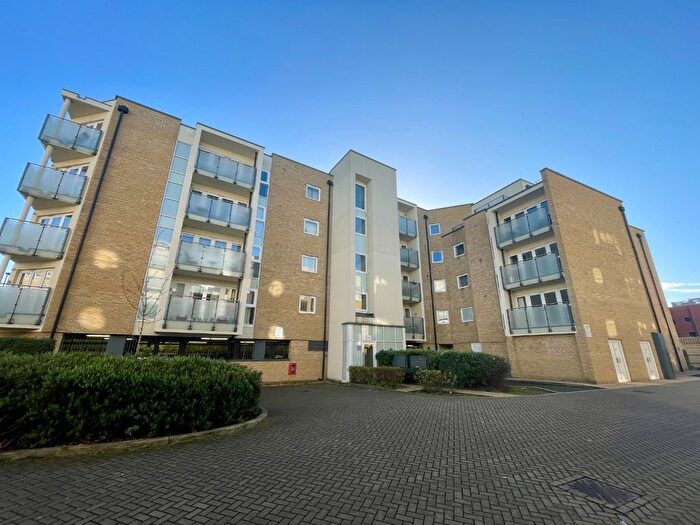 2 Bedroom Flat For Sale In Perkins Gardens, Ickenham, Uxbridge, UB10