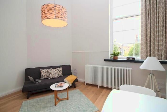 1 Bedroom Flat To Rent In Flat, Mcdonald Road, Edinburgh, EH7