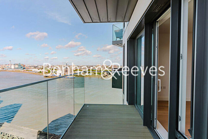 2 Bedroom Apartment To Rent In Duke Of Wellington Avenue, Royal Arsenal Riverside, SE18