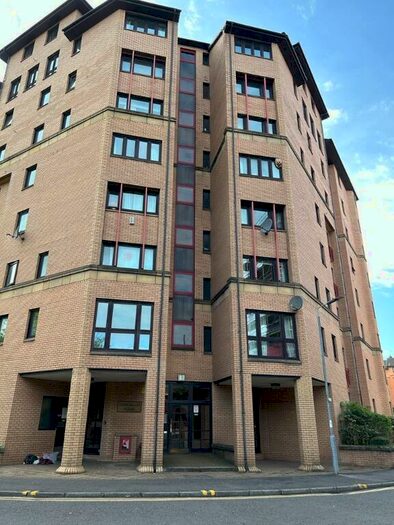 1 Bedroom Flat To Rent In Chancellor House, Parsonage Square, Glasgow, G4