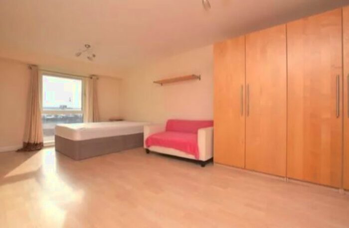 5 Bedroom Terraced House To Rent In Blackstock Road, London, N4