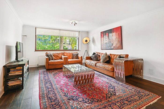 3 Bedroom Flat To Rent In Rutland Gate, Knightsbridge, SW7