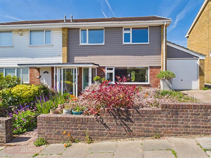 3 Bedroom Semi-Detached House For Sale In Beacon Hill, Ovingdean, BN2