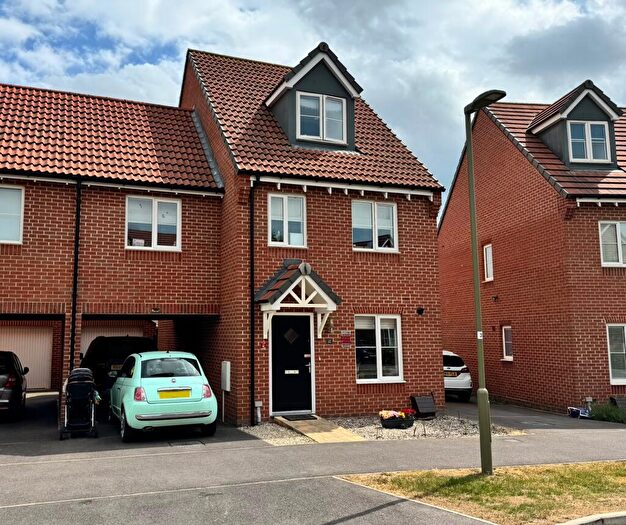 4 Bedroom Link Detached House For Sale In Sage Drive, Didcot, OX11