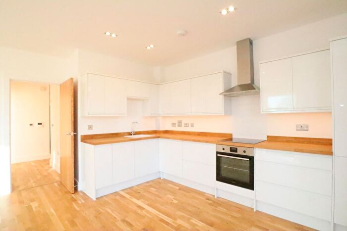 1 Bedroom Flat To Rent In Farwig Lane, Bromley, BR1