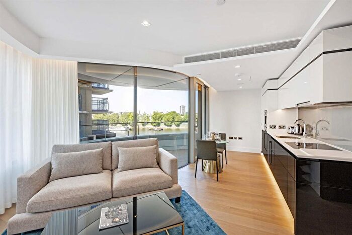 1 Bedroom Flat To Rent In Tower One, The Corniche, Albert Embankment, Vauxhall, London, SE1