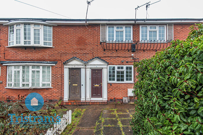 2 Bedroom Apartment To Rent In Wollaton Road, Wollaton, NG8