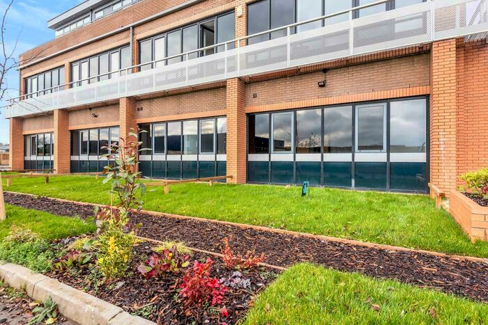 2 Bedroom Apartment To Rent In Newbury, Berkshire, RG14