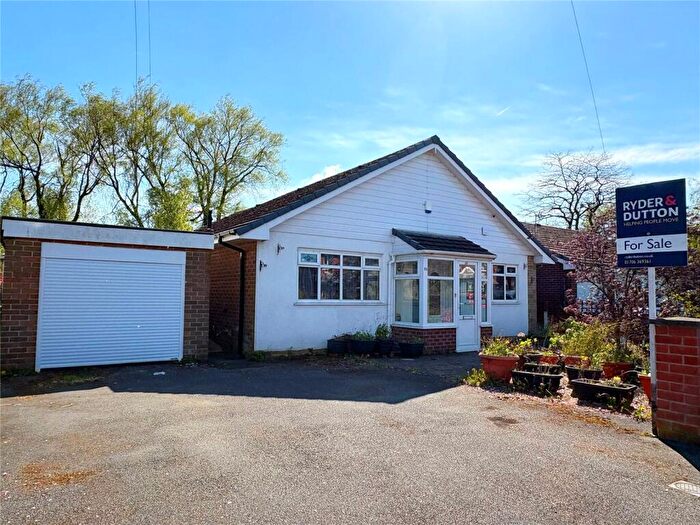 2 Bedroom Bungalow For Sale In Turks Road, Radcliffe, Manchester, Greater Manchester, M26