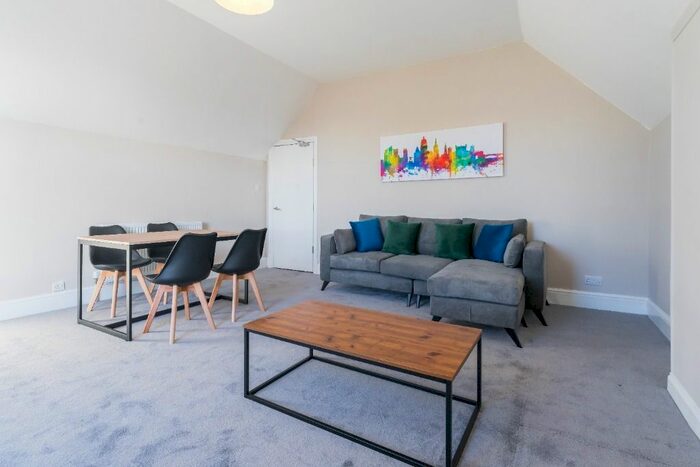 2 Bedroom Flat To Rent In Lucknow Road, Mapperley Park, Nottingham, NG3