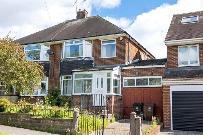 3 Bedroom Semi-Detached House For Sale In Arnold Avenue, Sheffield, South Yorkshire, S12