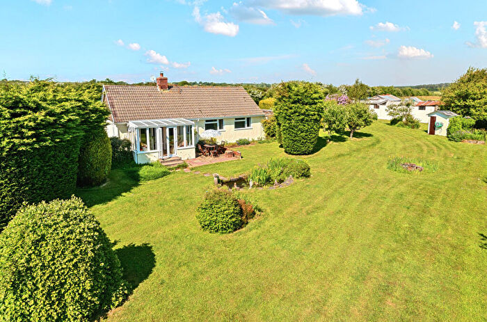 3 Bedroom Bungalow For Sale In Woolsery, Bideford, Devon, EX39