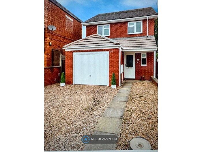 3 Bedroom Detached House To Rent In Edward Street, Cannock, WS11