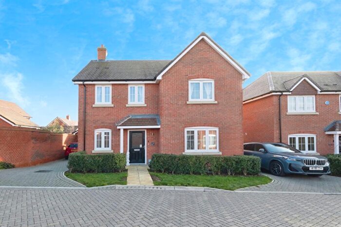 4 Bedroom Detached House For Sale In Willowvale Way, Steeple Claydon, Buckingham, MK18