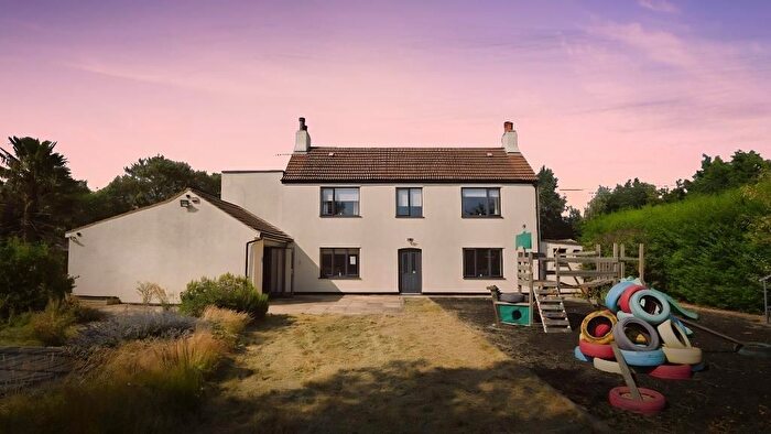 3 Bedroom Semi-detached House For Sale In River Road, West Walton, Wisbech, Norfolk, PE14
