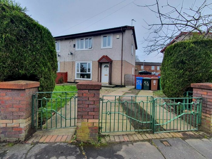 3 Bedroom Semi-Detached House To Rent In Waithlands Road, Rochdale, OL16