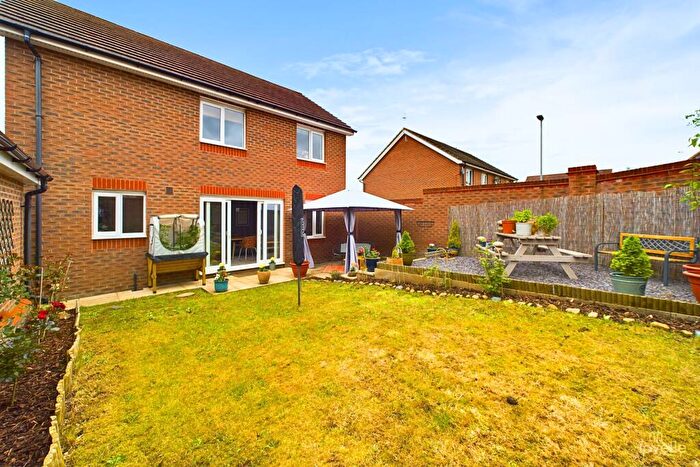 4 Bedroom Detached House For Sale In Graburn Way, Barton-upon-Humber, North Lincolnshire, DN18
