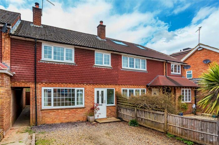 3 Bedroom Terraced House For Sale In Hullmead, Shamley Green, GU5
