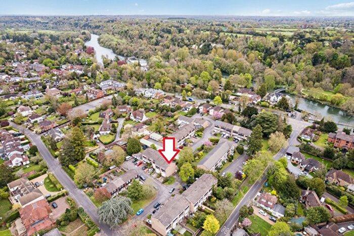 4 Bedroom Town House For Sale In Boulters Lane, Maidenhead, SL6