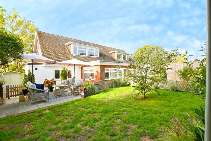 2 Bedroom Semi-Detached House For Sale In Highfield Close, Midhurst, West Sussex, GU29