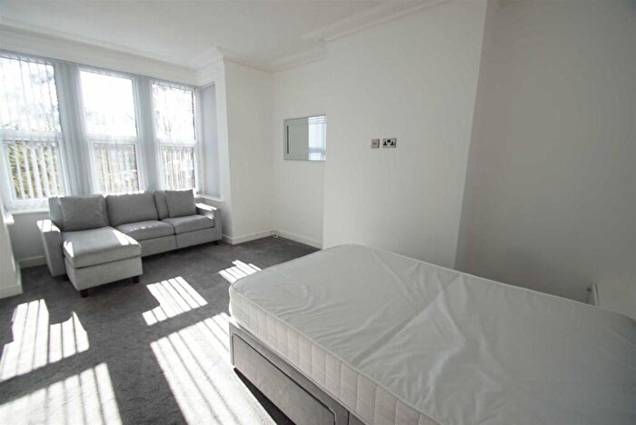 Studio To Rent In Morris Lane, Kirkstall, Leeds, LS5