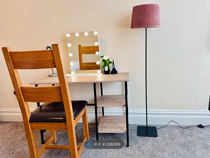 2 Bedroom Flat To Rent In Christchurch Road, Bournemouth, BH1