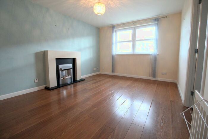 2 Bedroom Flat To Rent In South College Street, Aberdeen, AB11