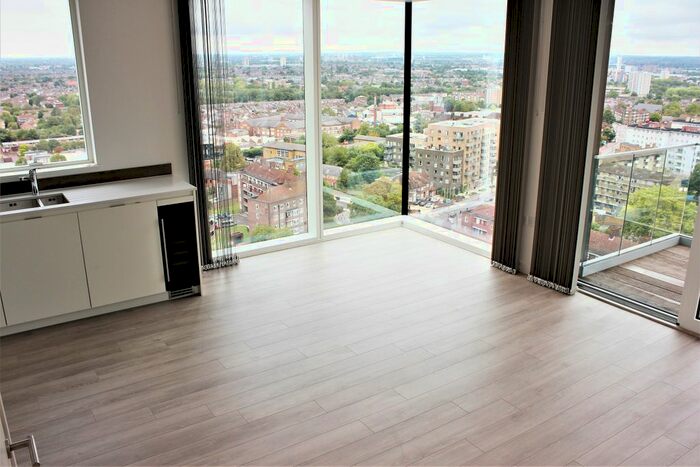 2 Bedroom Flat To Rent In Kingly Building, Woodberry Down, London, N4