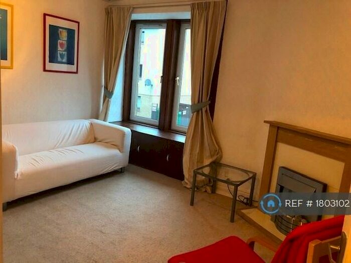 1 Bedroom Flat To Rent In Viewfield Place, Perth, PH1