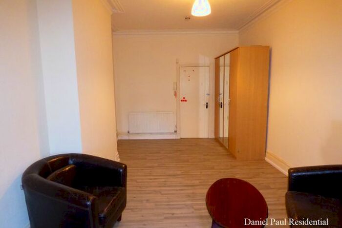 Studio To Rent In Craven Avenue, Ealing, W5