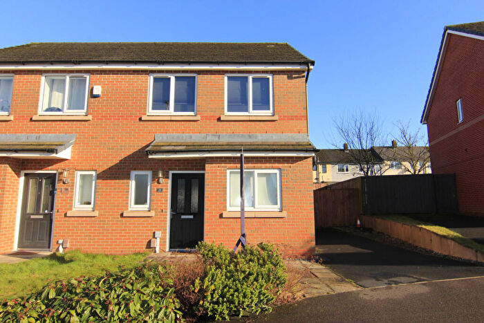 2 Bedroom Semi-Detached House To Rent In Brandlehow Drive, Middleton, M24