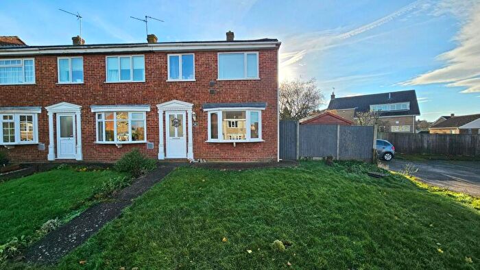 3 Bedroom Semi-Detached House For Sale In Joel Square, Cranwell, NG34