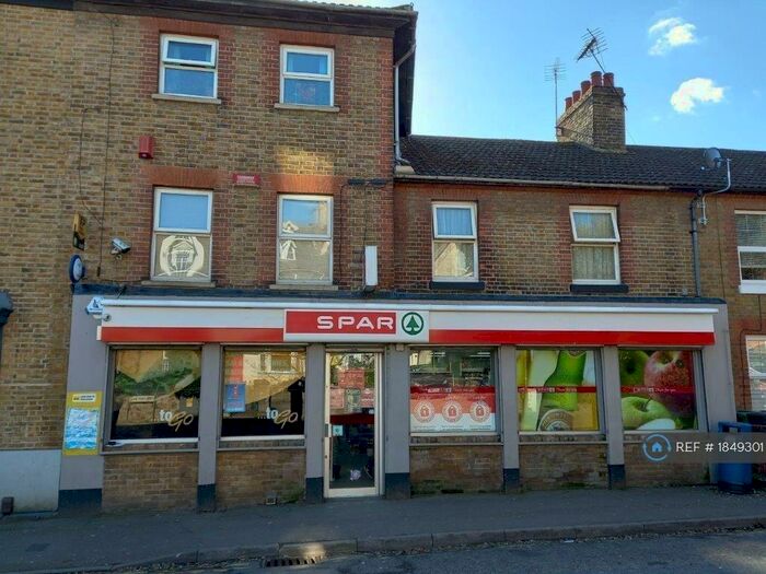 2 Bedroom Maisonette To Rent In Upper Fant Road, Maidstone, ME16