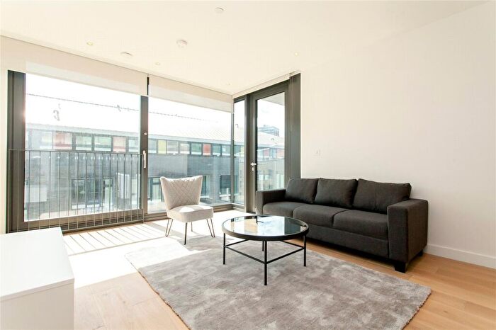 1 Bedroom Flat To Rent In Makers Building, London, N1