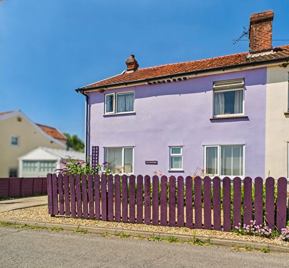 3 Bedroom Semi-Detached House For Sale In The Street, Ashfield-Cum-Thorpe, IP14