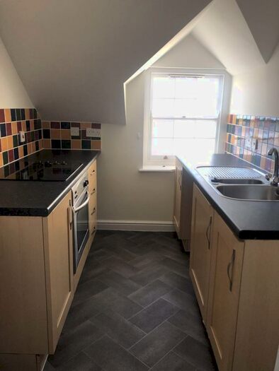 1 Bedroom Flat To Rent In Bridge Street, Usk, NP15