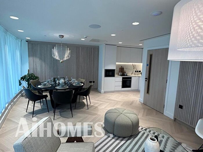 2 Bedroom Apartment To Rent In Bs, , Boundary Lane, M15