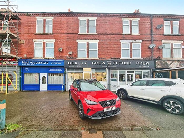 2 Bedroom Apartment To Rent In Chester Road, Stretford, M32