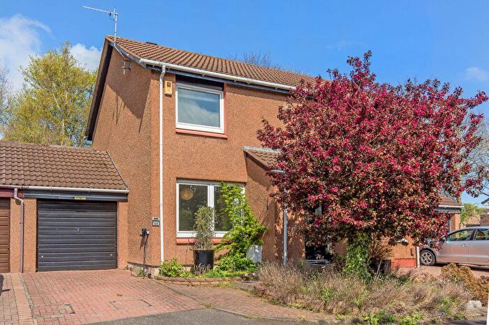 2 Bedroom Semi Detached House For Sale In Gyle Park Gardens, Corstorphine, Edinburgh, EH12